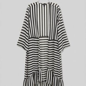 Torrid Black & White Striped Ruffle Hem Kimono - Size 1